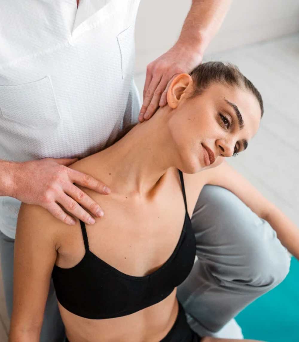 ประโยชน์นวดสปอร์ต(Sports Massage)นวดกีฬาคืออะไร เจาะลึก ตอบทุกคำถาม 2025 3 นวดสปอร์ตมาสสาจ-Sports-Massage-นวดนักกีฬา-คืออะไร-มีประโยชน์-LOTUS-THAI-MASSAGE-Best-Massage